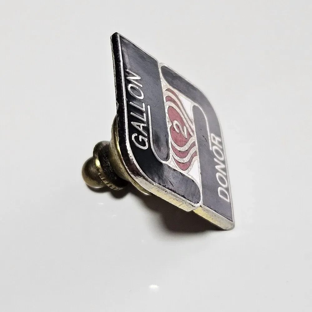 2 Gallon Blood Donor Black White Red Heart Enamel Lapel Pin